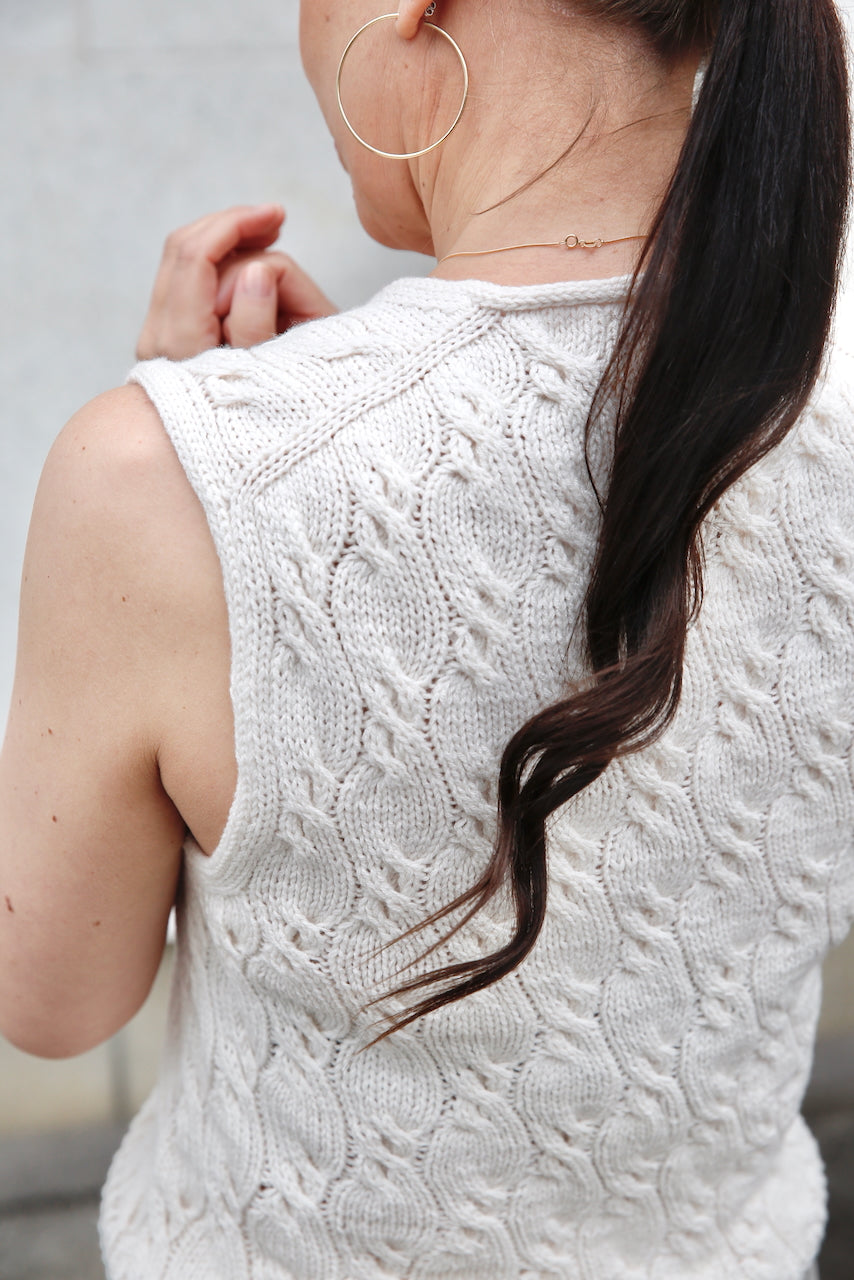 Serene V Top